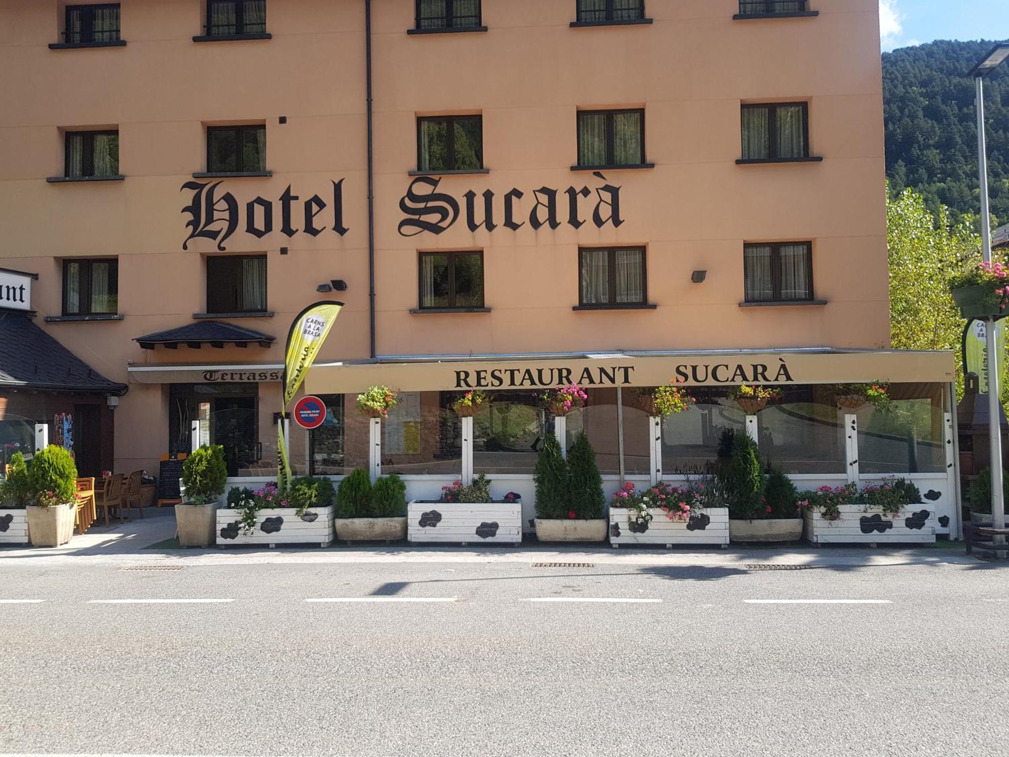 לה קורטינאדה Hotel Sucara מראה חיצוני תמונה