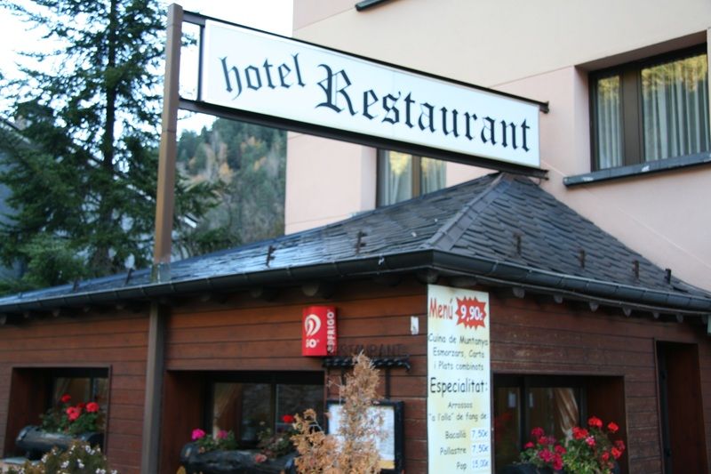 לה קורטינאדה Hotel Sucara מראה חיצוני תמונה