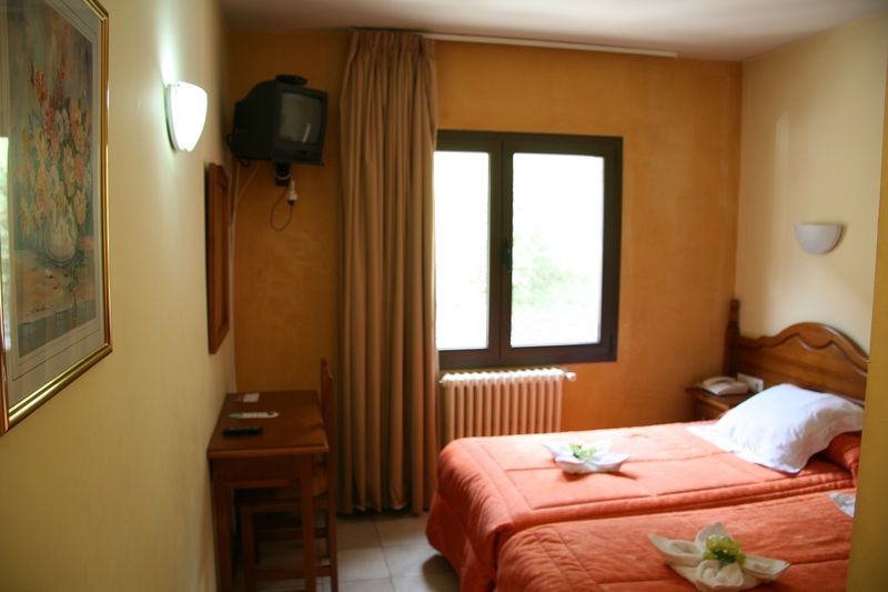 לה קורטינאדה Hotel Sucara מראה חיצוני תמונה