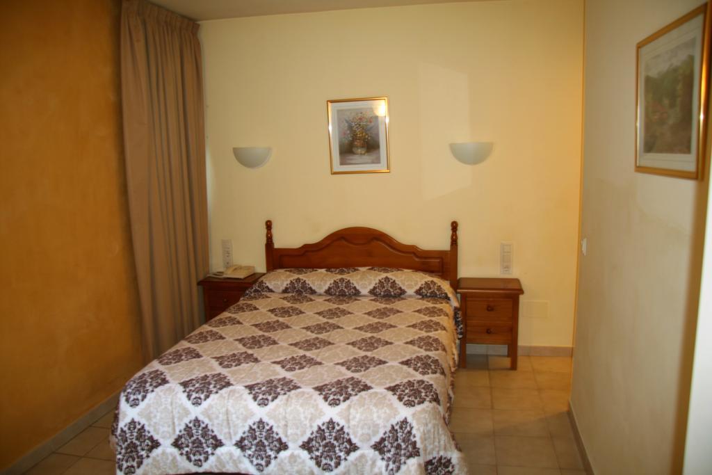 לה קורטינאדה Hotel Sucara מראה חיצוני תמונה